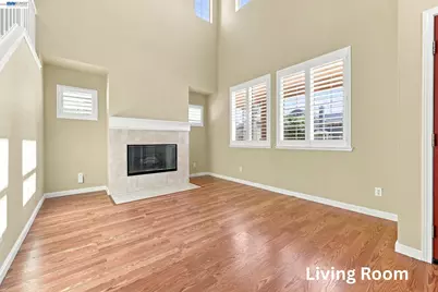 1647 Green Springs Ct, Tracy, CA 95377 - Photo 7