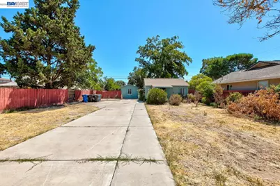 322 Poplar Ave, Manteca, CA 95336 - Photo 7