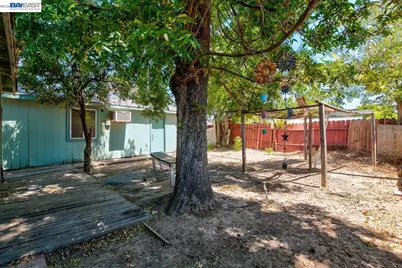 322 Poplar Ave, Manteca, CA 95336 - Photo 67