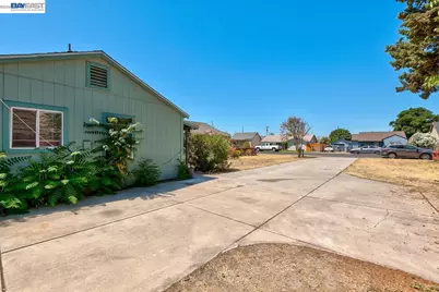 322 Poplar Ave, Manteca, CA 95336 - Photo 15