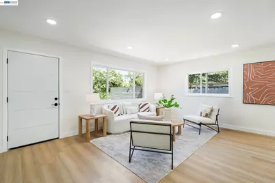 1364 San Antonio St, San Jose, CA 95116 - Photo 9
