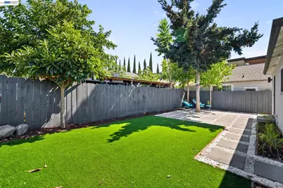1364 San Antonio St, San Jose, CA 95116 - Photo 33