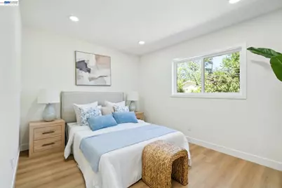 1364 San Antonio St, San Jose, CA 95116 - Photo 23