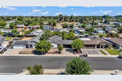 587 Somoa Lane, Lathrop, CA 95330 - Photo 41