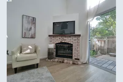 7445 Rolling Hills Cir, Dublin, CA 94568 - Photo 13