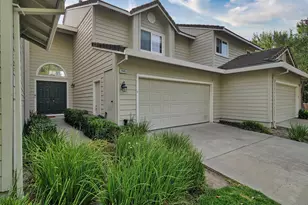 7445 Rolling Hills Cir, Dublin, CA 94568 - Photo 3