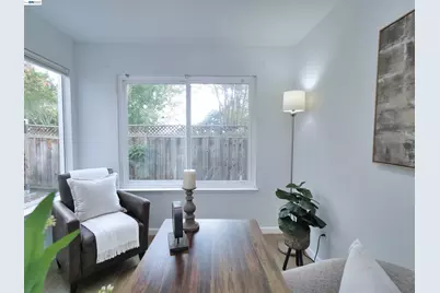 7445 Rolling Hills Cir, Dublin, CA 94568 - Photo 17