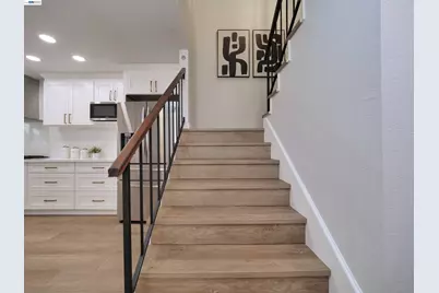 7445 Rolling Hills Cir, Dublin, CA 94568 - Photo 35