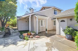 209 Cedar Rock Cir, Sacramento, CA 95823 - Photo 3