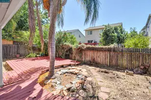 209 Cedar Rock Cir, Sacramento, CA 95823 - Photo 33