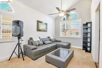 108 Edmeades Court, Oakley, CA 94561 - Photo 9