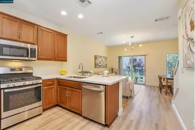 1260 Detroit Ave #4, Concord, CA 94520 - Photo 11