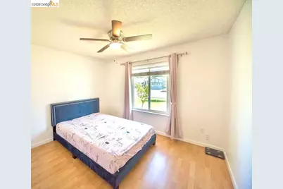 39 Stanislaus Cir, Sacramento, CA 95831 - Photo 7