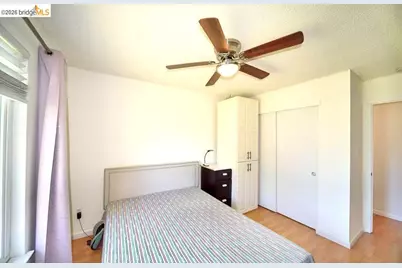 39 Stanislaus Cir, Sacramento, CA 95831 - Photo 9