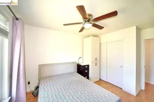 39 Stanislaus Cir, Sacramento, CA 95831 - Photo 9