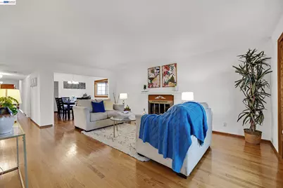 2525 Bruce Dr, Fremont, CA 94539 - Photo 3