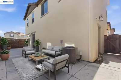2134 Daimler St, Lathrop, CA 95330 - Photo 25