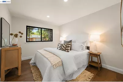 2883 Bowling Green Dr, Walnut Creek, CA 94598 - Photo 27