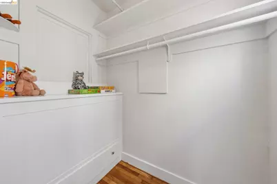 214 Mandalay Rd, Oakland, CA 94618 - Photo 39