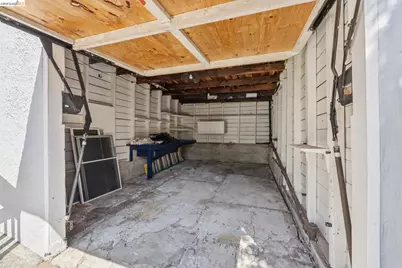 214 Mandalay Rd, Oakland, CA 94618 - Photo 49