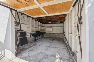 214 Mandalay Rd, Oakland, CA 94618 - Photo 49
