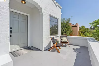 214 Mandalay Rd, Oakland, CA 94618 - Photo 3