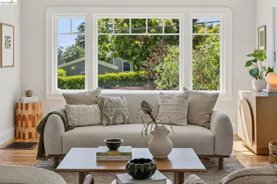214 Mandalay Rd, Oakland, CA 94618 - Photo 5