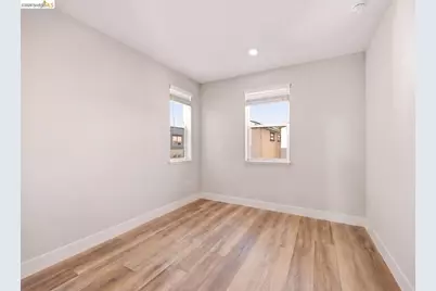 2825 Crusader St, Alameda, CA 94501 - Photo 25