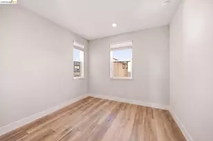 2825 Crusader St, Alameda, CA 94501 - Photo 25