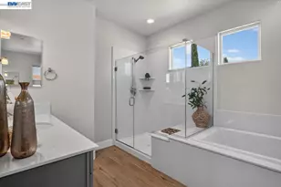 1814 Balsam Ct, Lathrop, CA 95330 - Photo 43