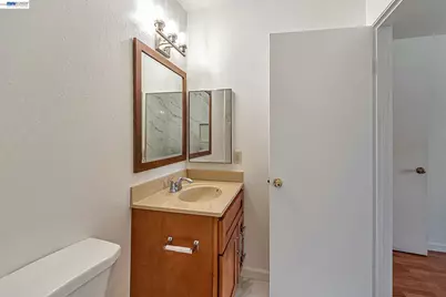 2538 16th St, Oakland, CA 94601 - Photo 25