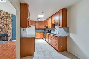 2538 16th St, Oakland, CA 94601 - Photo 9