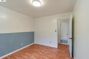 2538 16th St, Oakland, CA 94601 - Photo 17