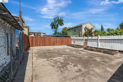 2538 16th St, Oakland, CA 94601 - Photo 31