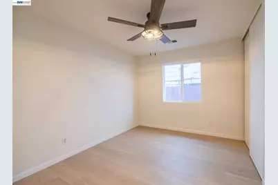 2540 16th St, Oakland, CA 94601 - Photo 13
