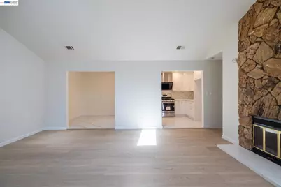 2540 16th St, Oakland, CA 94601 - Photo 5