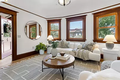 1079 66th St, Oakland, CA 94608 - Photo 5