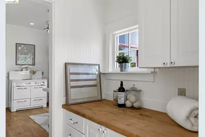 1079 66th St, Oakland, CA 94608 - Photo 25