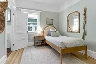 1079 66th St, Oakland, CA 94608 - Photo 23
