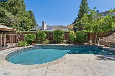 225 Valley Glen Ln, Martinez, CA 94553 - Photo 41