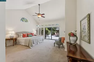 225 Valley Glen Ln, Martinez, CA 94553 - Photo 17