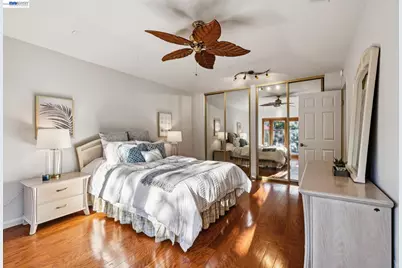 211 Inverness Ct, Alameda, CA 94502 - Photo 21