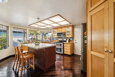 211 Inverness Ct, Alameda, CA 94502 - Photo 13