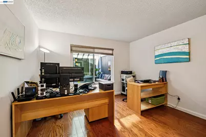 211 Inverness Ct, Alameda, CA 94502 - Photo 17