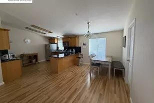 241 Jamaica Cir, Union City, CA 94587 - Photo 9