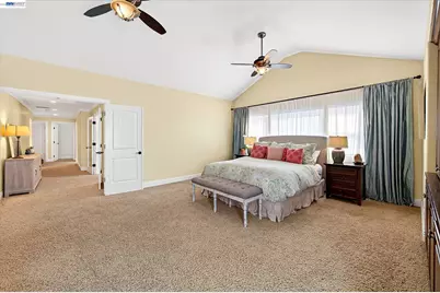 4576 Del Valle Pkwy, Pleasanton, CA 94566 - Photo 31