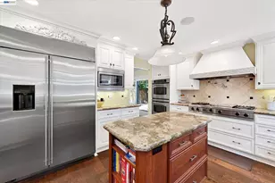 4576 Del Valle Pkwy, Pleasanton, CA 94566 - Photo 9