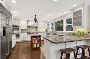 4576 Del Valle Pkwy, Pleasanton, CA 94566 - Photo 11