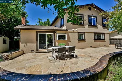102 Henson Creek Ct, Martinez, CA 94553 - Photo 33