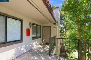 1357 Hull Ln, Martinez, CA 94553 - Photo 3